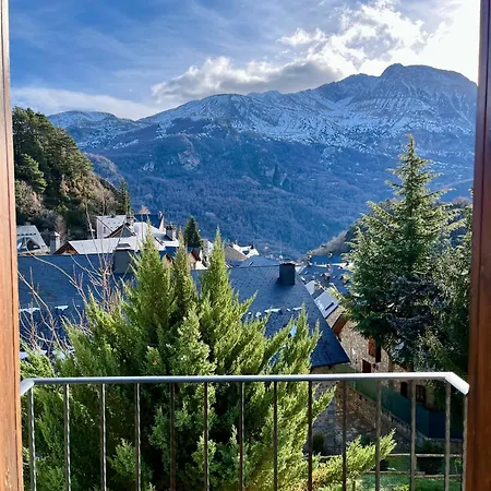 Linar L Wifi L Vistas L Parking L Trastero Apartment *
