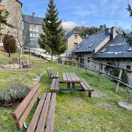 Apartament Linar L Wifi L Vistas L P & Trastero Tramacastilla de Tena